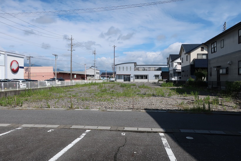 北部消防署の向い２８１坪の売り土地　